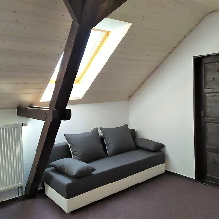 Statek Cesky Dvur Guest house Postupice