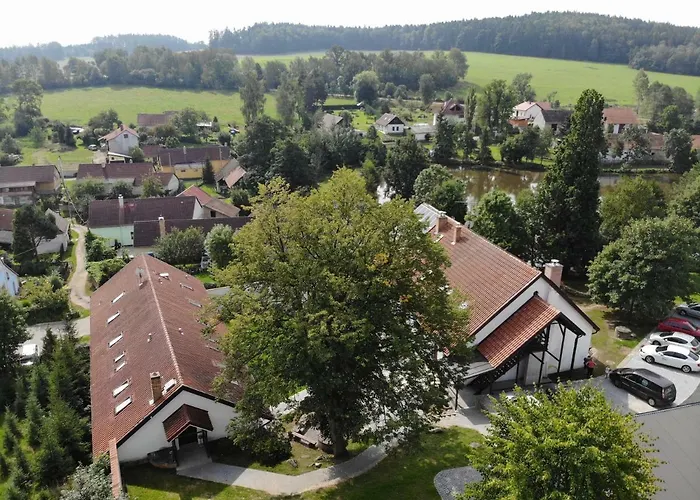 Statek Cesky Dvur Postupice